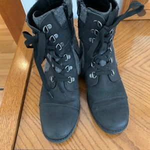 Women’s boot black/gray